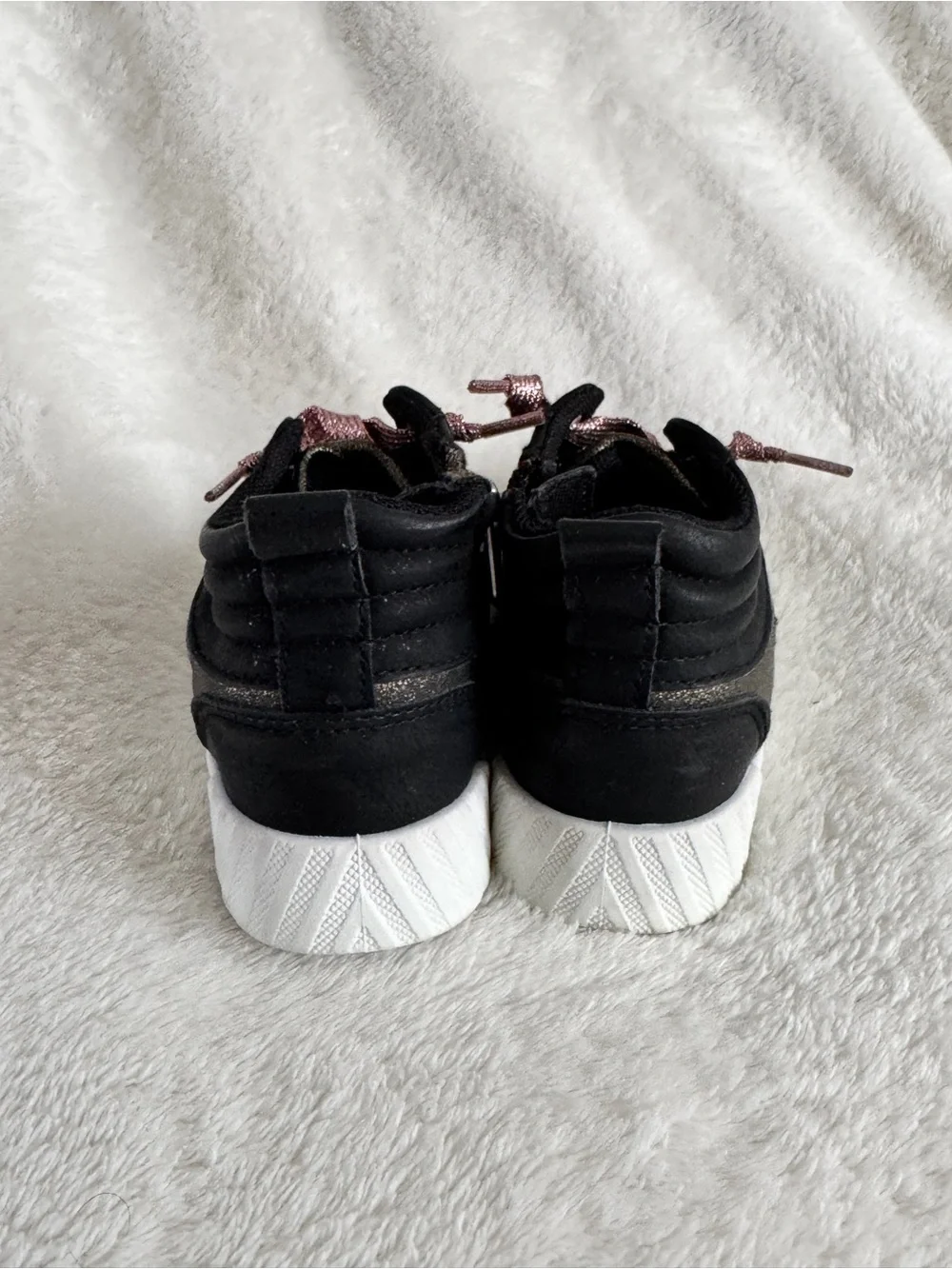 Blowfish Malibu brand blowfish